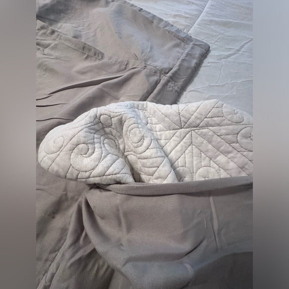 Embroidery Pillow Shams Decorative Microfiber Pillow Shams(Set of 2) 20 X 36 New - Picture 5 of 8